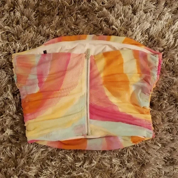 MARCIANO Guess mesh top size L NWOT - Picture 2 of 4